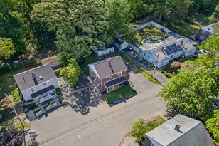 180 Dupont Pl, Bridgeport, CT 06611 - Photo 16