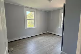 93 Tremont St, New Britain, CT 06051 - Photo 6