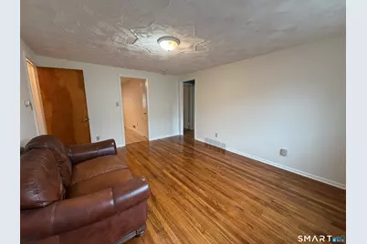 50 Lincoln Avenue #1 R, Danbury, CT 06810 - Photo 6