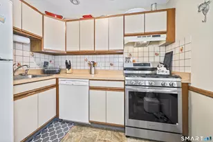 309 Terrace Ave, West Haven, CT 06516 - Photo 6