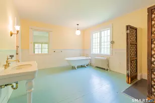 95 Beecher Rd, Woodbridge, CT 06525 - Photo 18