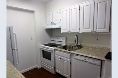 500 Newfield Avenue #1E, Stamford, CT 06905 - Photo 6