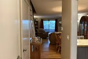 253 West St, Southington, CT 06489 - Photo 2