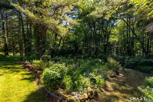 10 Horseshoe Dr, East Granby, CT 06026 - Photo 32