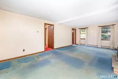 10 Horseshoe Drive, East Granby, CT 06026 - Photo 8