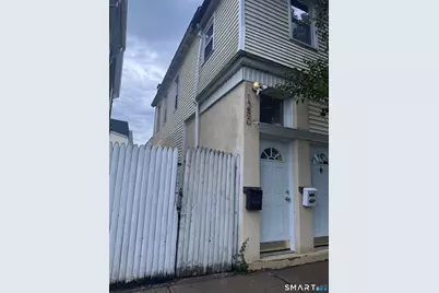 1248 Pembroke Street #first floor, Bridgeport, CT 06608 - Photo 8