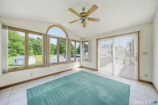 17 Spruceland Rd, Enfield, CT 06082 - Photo 6