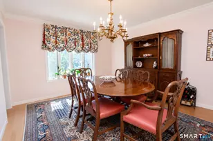 26 Rushleigh Rd, West Hartford, CT 06117 - Photo 8