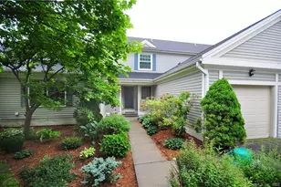 93 Litchfield Ponds Dr, Litchfield, CT 06759 - Photo 1