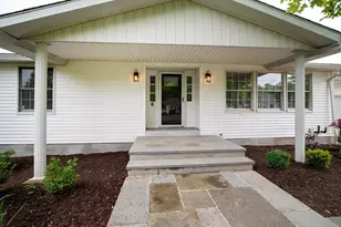 6 Warren Rd, Woodbridge, CT 06525 - Photo 14