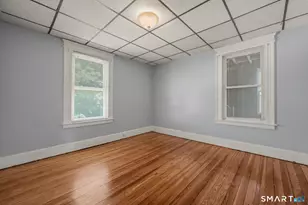 160 Edson Ave, Waterbury, CT 06705 - Photo 28