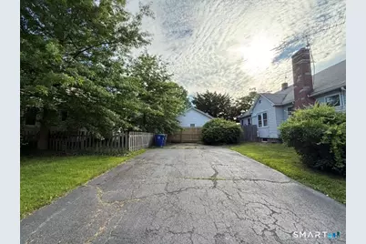 66 Overland Avenue, Bridgeport, CT 06606 - Photo 34