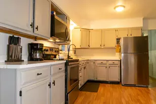 23 Great Neck Rd, Trumbull, CT 06611 - Photo 12