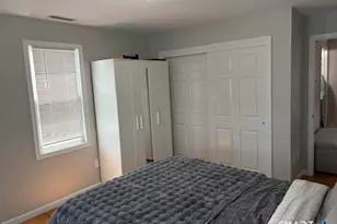 33 Beal St, Stamford, CT 06902 - Photo 12
