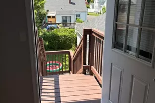 33 Beal St, Stamford, CT 06902 - Photo 14