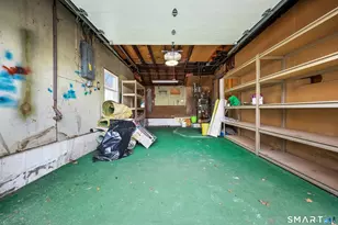 37 Old Barn Rd S, Stamford, CT 06905 - Photo 32