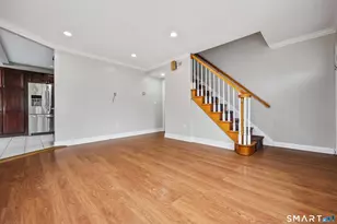 37 Old Barn Rd S, Stamford, CT 06905 - Photo 14