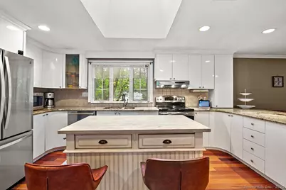 14 Ridgewood Road, Avon, CT 06001 - Photo 6