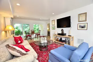 2 Schuyler Ln, Bloomfield, CT 06002 - Photo 32
