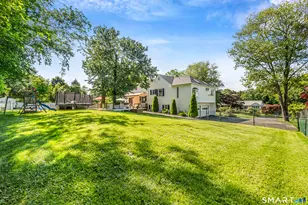13 Pleasant Rise Cir, Brookfield, CT 06804 - Photo 18