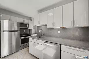 444 Bedford St, Stamford, CT 06901 - Photo 14
