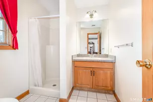 23 Sara Cir, North Haven, CT 06473 - Photo 14
