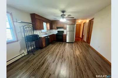 35 Warsaw Street #First floor, Fairfield, CT 06825 - Photo 8