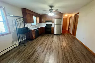 35 Warsaw St, Fairfield, CT 06825 - Photo 8