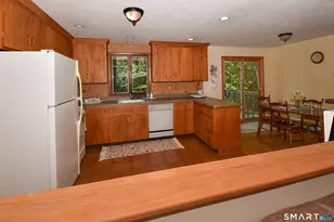 607 Old Post Rd, Tolland, CT 06084 - Photo 8