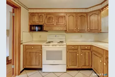 37 Dorothy Drive, Torrington, CT 06790 - Photo 10