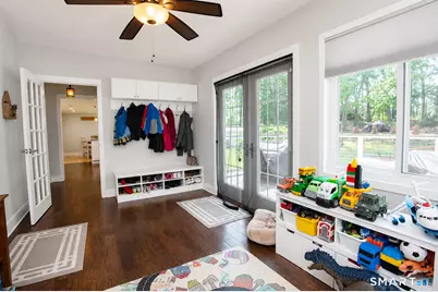 9 Branch Brook Drive, Simsbury, CT 06070 - Photo 12