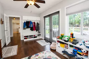 9 Branch Brook Dr, Simsbury, CT 06070 - Photo 12