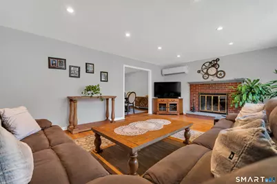 162 Hawthorne Avenue, Derby, CT 06418 - Photo 6