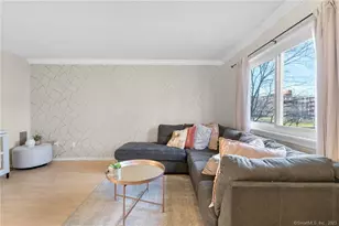360 W Spring St, West Haven, CT 06516 - Photo 8