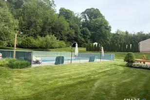 68 Earl Ave, Hamden, CT 06514 - Photo 14