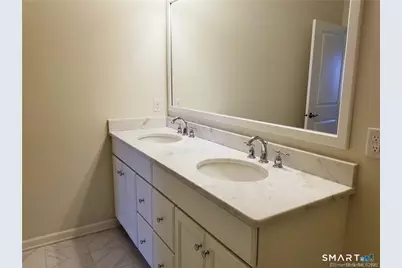 424 Center Meadow Lane #424, Danbury, CT 06810 - Photo 14