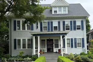 164 N Beacon St, Hartford, CT 06105 - Photo 2