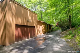 222 Box Mountain Dr, Vernon, CT 06066 - Photo 4