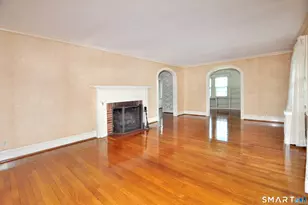 10 Harvey Rd, Windsor, CT 06095 - Photo 4