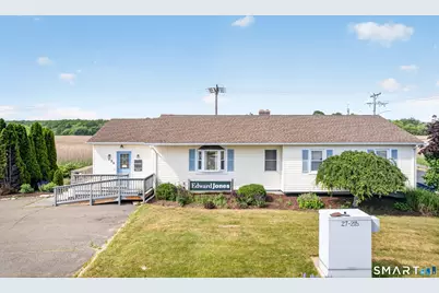 239 E Main Street, Clinton, CT 06413 - Photo 1