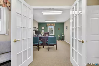 239 E Main Street, Clinton, CT 06413 - Photo 14
