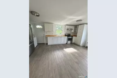 110-112 Dirienzo Heights, Derby, CT 06418 - Photo 30