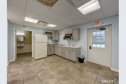1 Northgate Drive, Windsor Locks, CT 06096 - Photo 36