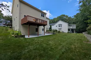61 Basking Brook Ln, Shelton, CT 06484 - Photo 2