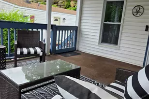 81 Woodland Park, Shelton, CT 06484 - Photo 4