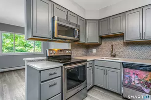 333 Vincellette St, Bridgeport, CT 06606 - Photo 6