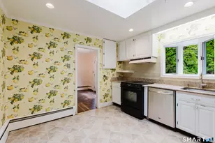 75 Westwood Rd, Stamford, CT 06902 - Photo 14