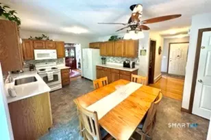 81 Folly Brook Ln, Manchester, CT 06040 - Photo 12