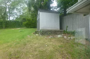 102 Norwood Ave, New London, CT 06320 - Photo 8