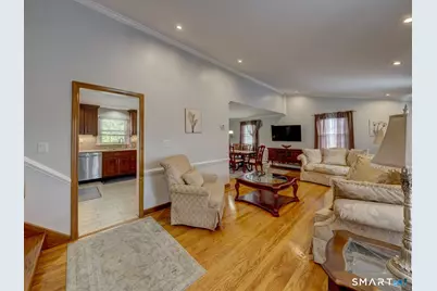 4 Lee Circle, Bloomfield, CT 06002 - Photo 14